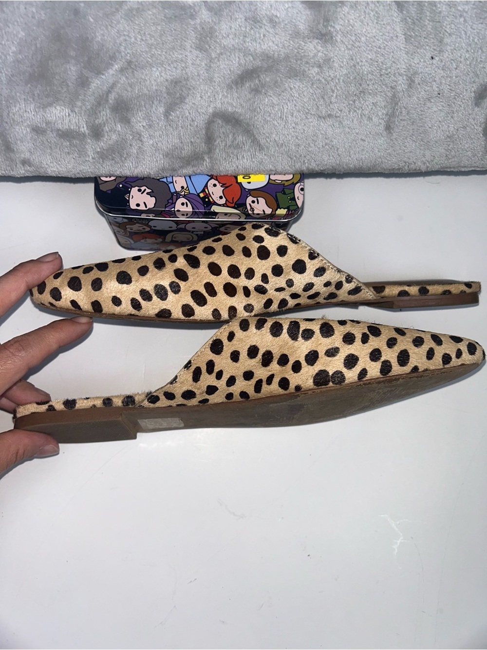 Madewell Cheetah Print Slip-On Mules in Tan and Black - Picture 5 of 12